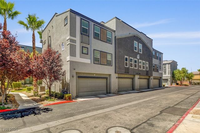 9050 West Tropicana Avenue 1066, Las Vegas, NV 89147