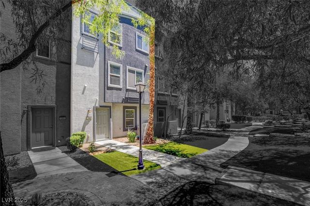 9050 West Tropicana Avenue 1066, Las Vegas, NV 89147