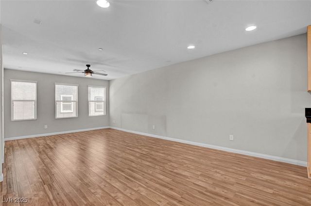 9050 West Tropicana Avenue 1066, Las Vegas, NV 89147