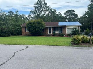 3235 Glenmore Drive, Hope Mills, NC 28348