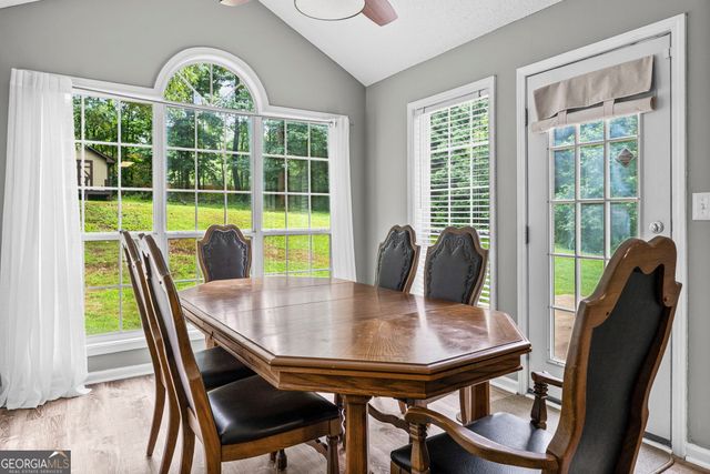5 Queens Court, Sharpsburg, GA 30277