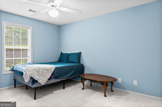 5 Queens Court, Sharpsburg, GA 30277