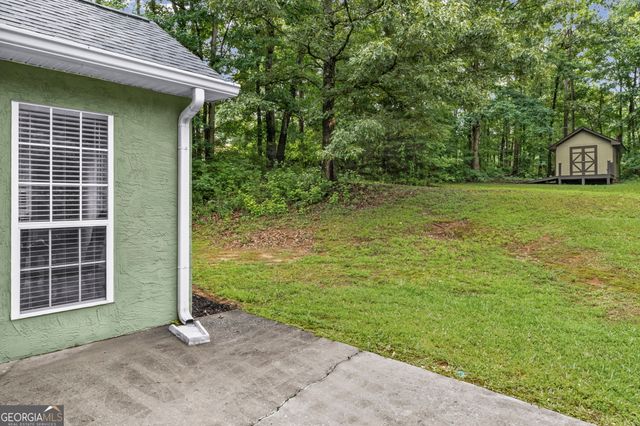 5 Queens Court, Sharpsburg, GA 30277
