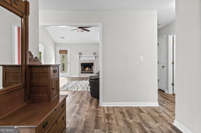 5 Queens Court, Sharpsburg, GA 30277