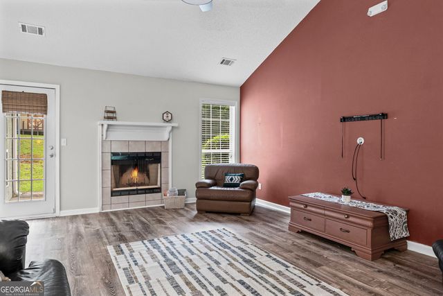 5 Queens Court, Sharpsburg, GA 30277