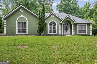 5 Queens Court, Sharpsburg, GA 30277