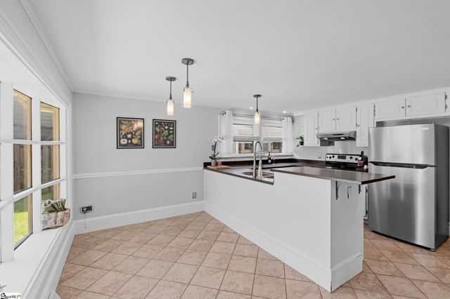 220 Buist Avenue, Greenville, SC 29609