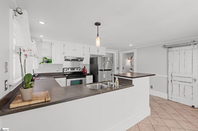 220 Buist Avenue, Greenville, SC 29609