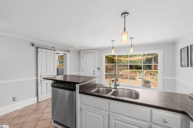 220 Buist Avenue, Greenville, SC 29609