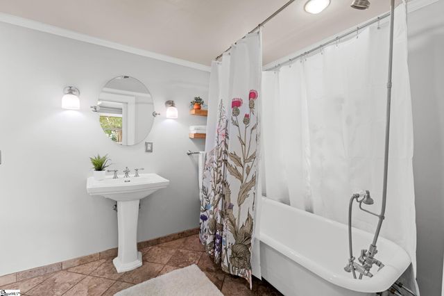 220 Buist Avenue, Greenville, SC 29609