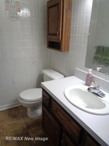 3185 Columbine Drive, Saginaw Twp, MI 48603