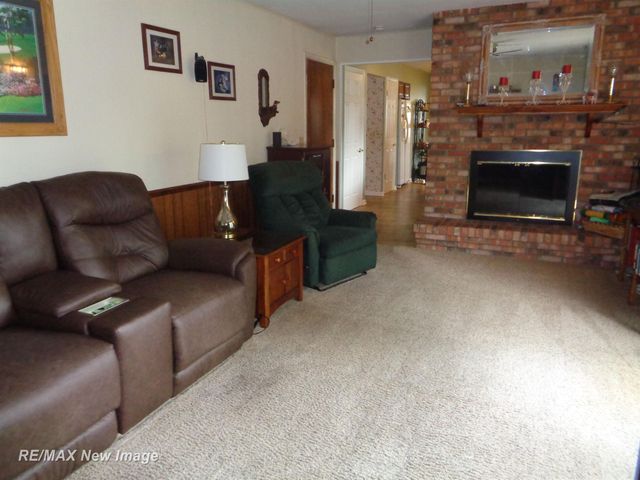 3185 Columbine Drive, Saginaw Twp, MI 48603