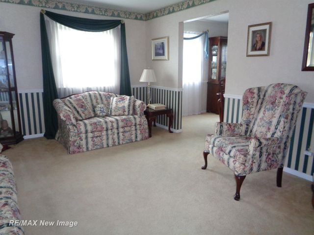 3185 Columbine Drive, Saginaw Twp, MI 48603