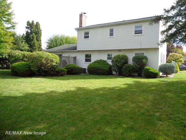3185 Columbine Drive, Saginaw Twp, MI 48603