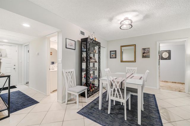 933 Cypress Grove Drive 103, Pompano Beach, FL 33069