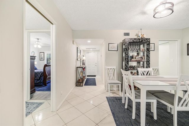 933 Cypress Grove Drive 103, Pompano Beach, FL 33069