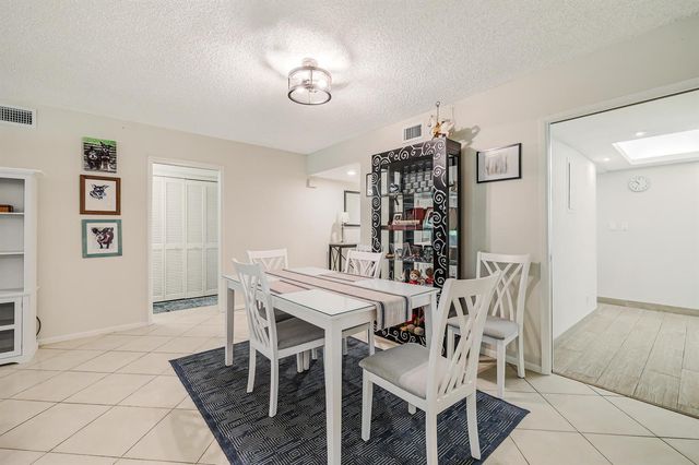 933 Cypress Grove Drive 103, Pompano Beach, FL 33069