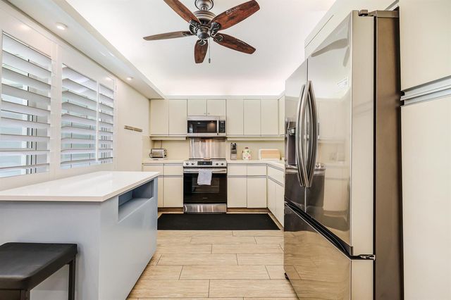 933 Cypress Grove Drive 103, Pompano Beach, FL 33069