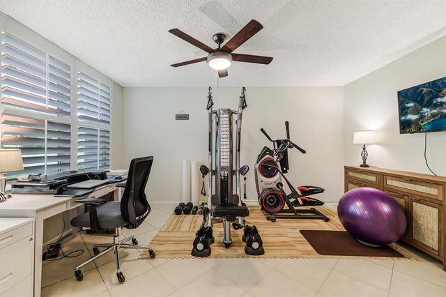 933 Cypress Grove Drive 103, Pompano Beach, FL 33069
