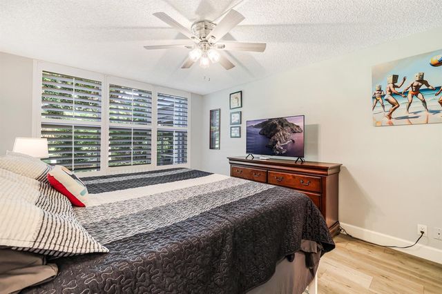 933 Cypress Grove Drive 103, Pompano Beach, FL 33069