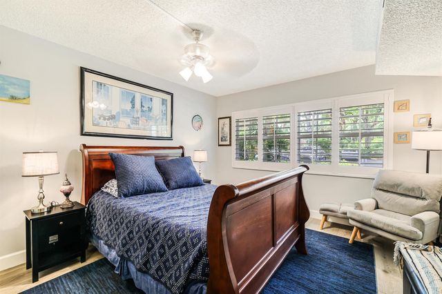 933 Cypress Grove Drive 103, Pompano Beach, FL 33069