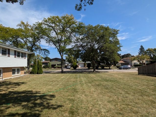 9216 Ozark Avenue, Morton Grove, IL 60053