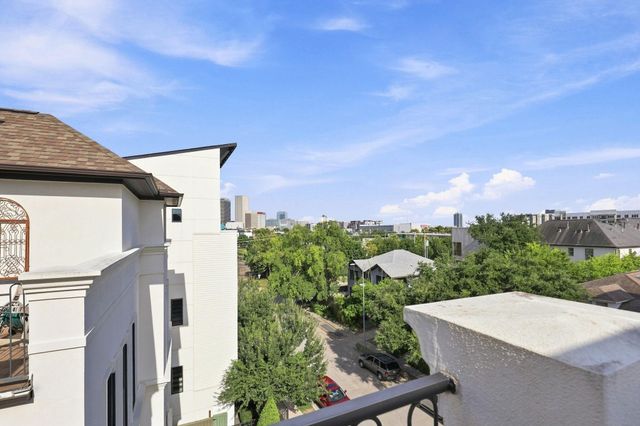 314 W Clay Street, Houston, TX 77019