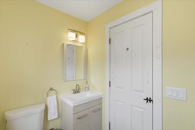 15 Sawmill Village Way, Dover, VT 05356