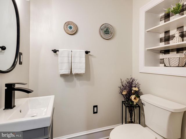 420 DAYTON ST, Phoenixville, PA 19460