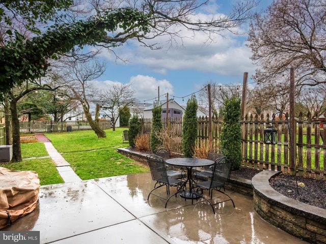 420 DAYTON ST, Phoenixville, PA 19460