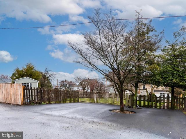 420 DAYTON ST, Phoenixville, PA 19460