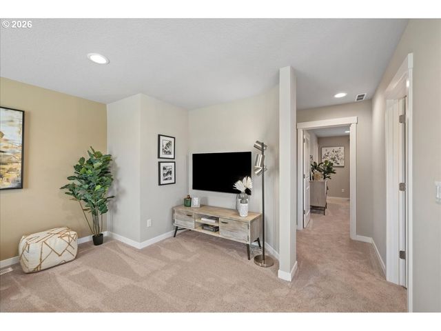 24457 Sw WHITE OAK Ter, Sherwood, OR 97140