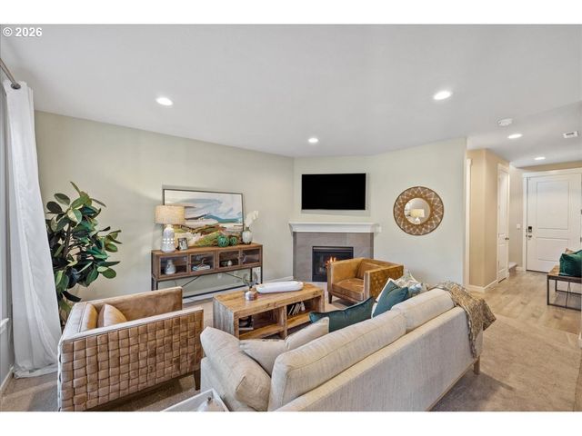 24457 Sw WHITE OAK Ter, Sherwood, OR 97140