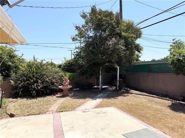216 S Homerest, Covina, CA 91722