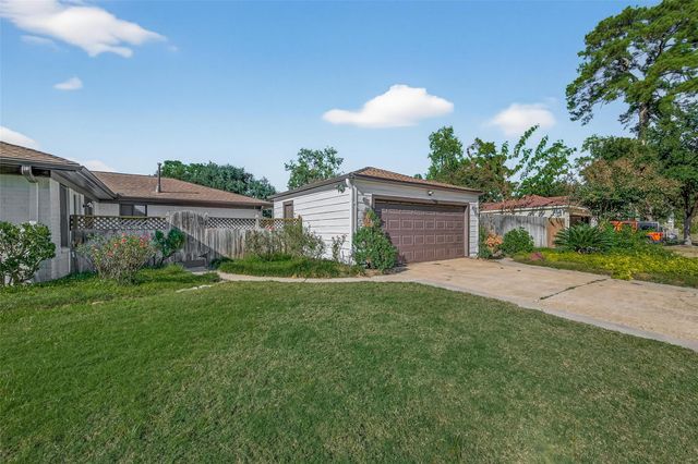 17418 Largs Circle, Spring, TX 77379