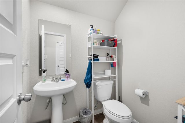 943 Harper Lane, Bryan, TX 77803