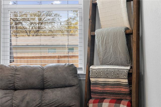 943 Harper Lane, Bryan, TX 77803