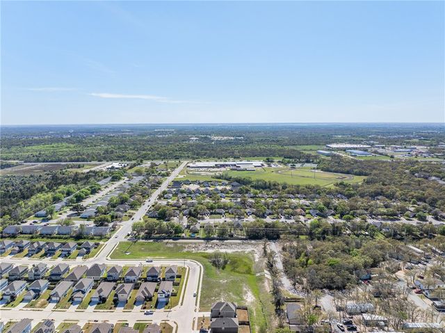 943 Harper Lane, Bryan, TX 77803