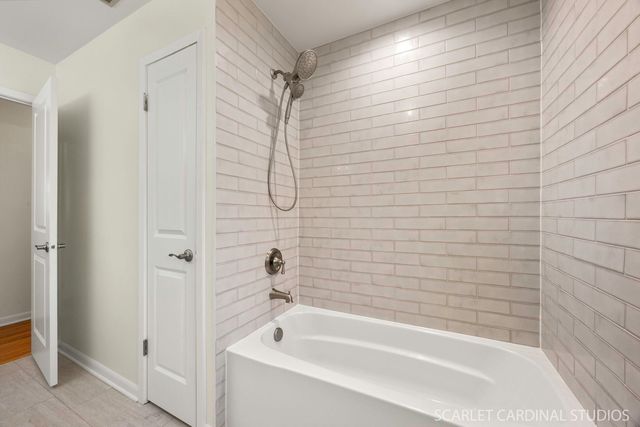 140 W Adams Street, Villa Park, IL 60181
