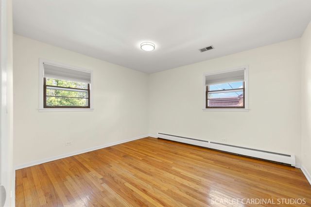 140 W Adams Street, Villa Park, IL 60181