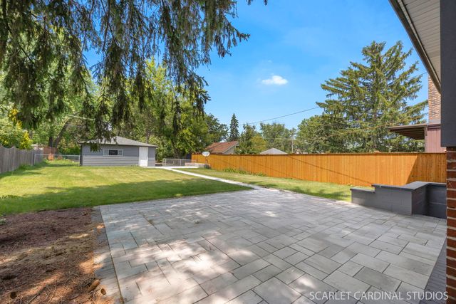 140 W Adams Street, Villa Park, IL 60181