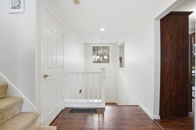 67 Cherry Hollow Road, Nashua, NH 03062
