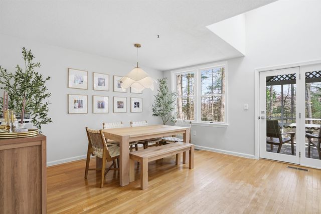 67 Cherry Hollow Road, Nashua, NH 03062