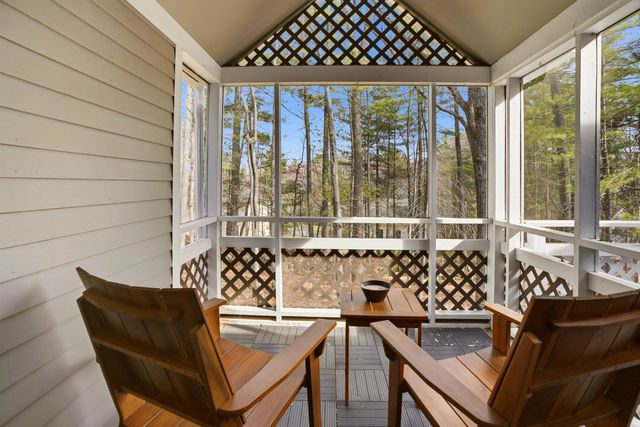 67 Cherry Hollow Road, Nashua, NH 03062