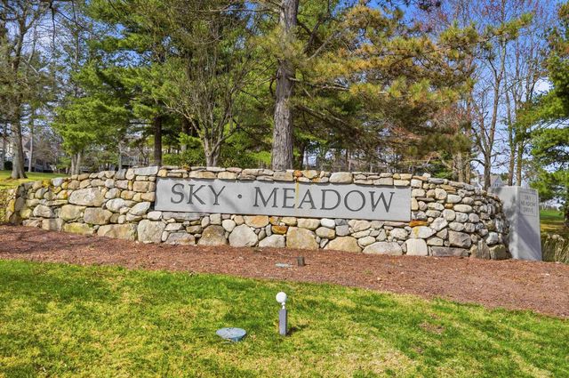 67 Cherry Hollow Road, Nashua, NH 03062