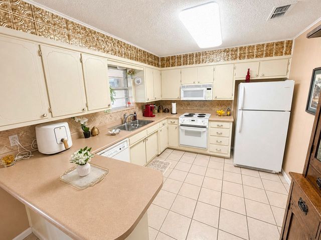 1207 Friona Street, Bowie, TX 76230