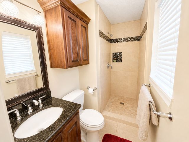 1207 Friona Street, Bowie, TX 76230