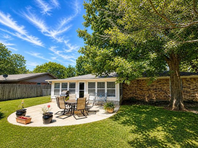 1207 Friona Street, Bowie, TX 76230
