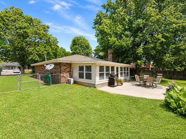 1207 Friona Street, Bowie, TX 76230
