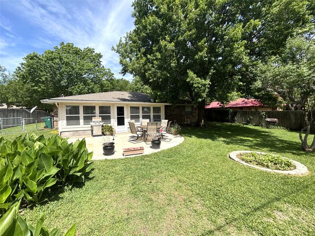 1207 Friona Street, Bowie, TX 76230